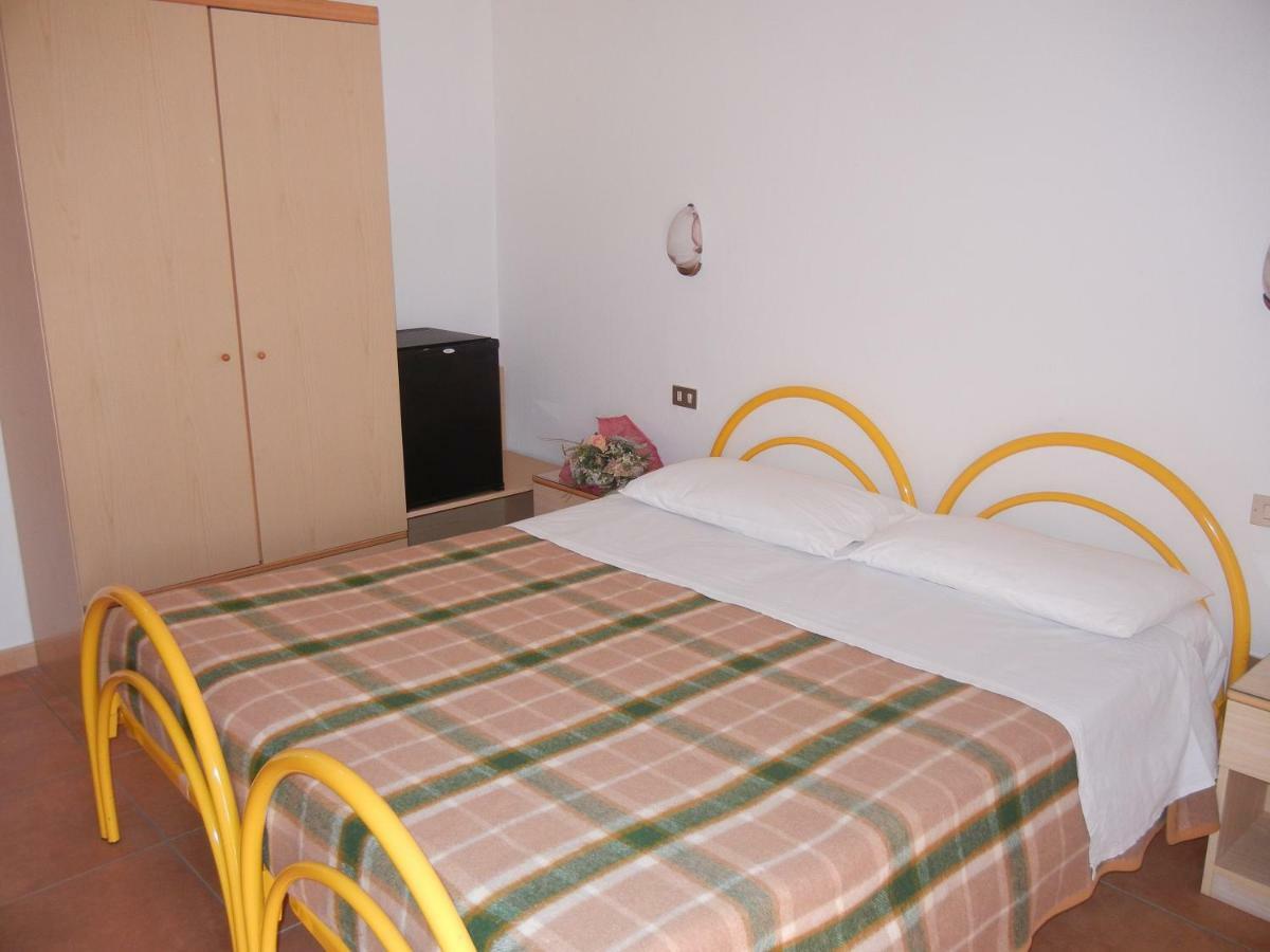 Deluxe Double or Twin Room with Sea View,850924772:JPEG